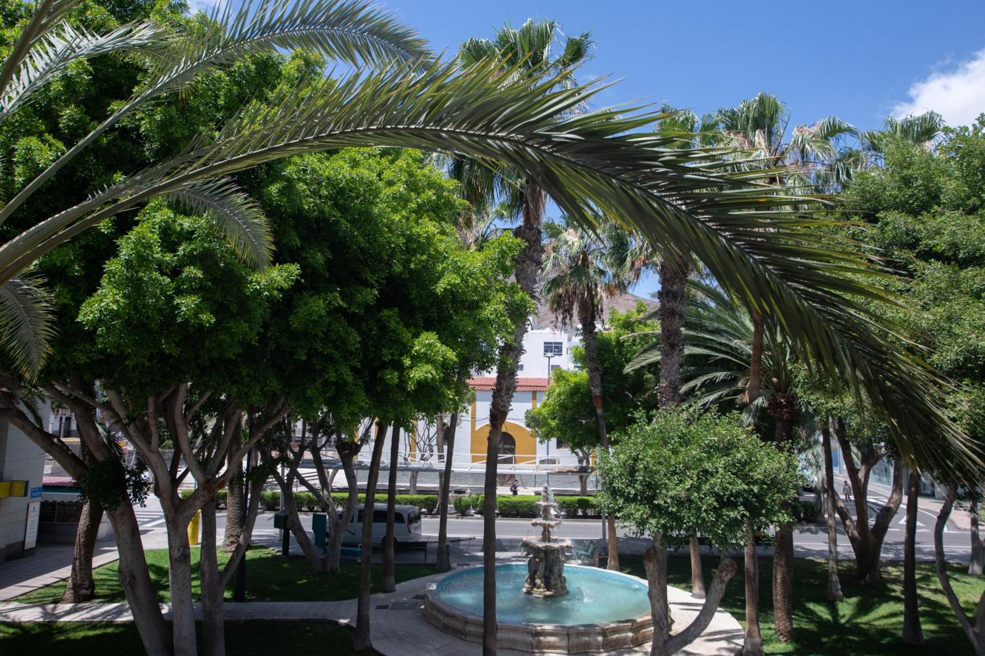 גראן טאראחל Comfortable Centric Apartment Steps From The Beach מראה חיצוני תמונה